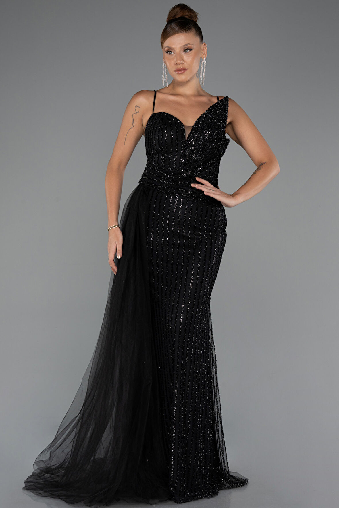 Askılı Kuyruklu Uzun Boncuklu Özel Tasarım Abiye ABU5297