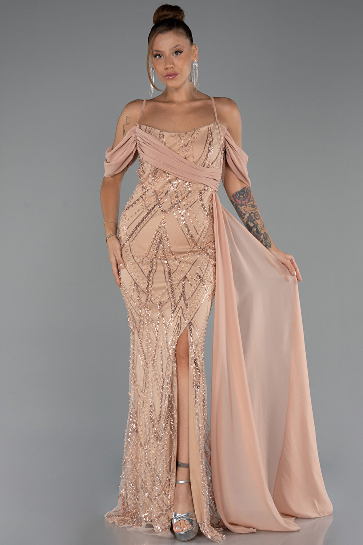 Omuz Dekolteli Yırtmaçlı Uzun Boncuklu Abiye ABU5316