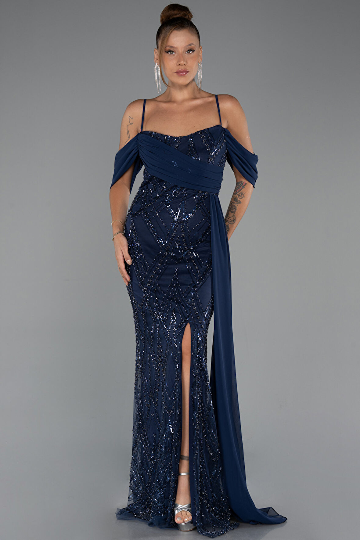 Omuz Dekolteli Yırtmaçlı Uzun Boncuklu Abiye ABU5316