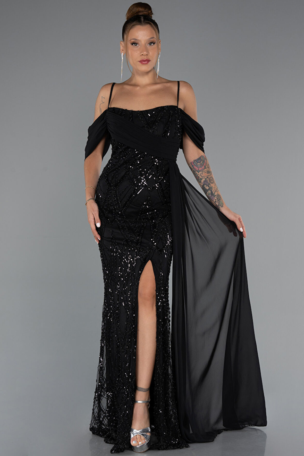 Omuz Dekolteli Yırtmaçlı Uzun Boncuklu Abiye ABU5316