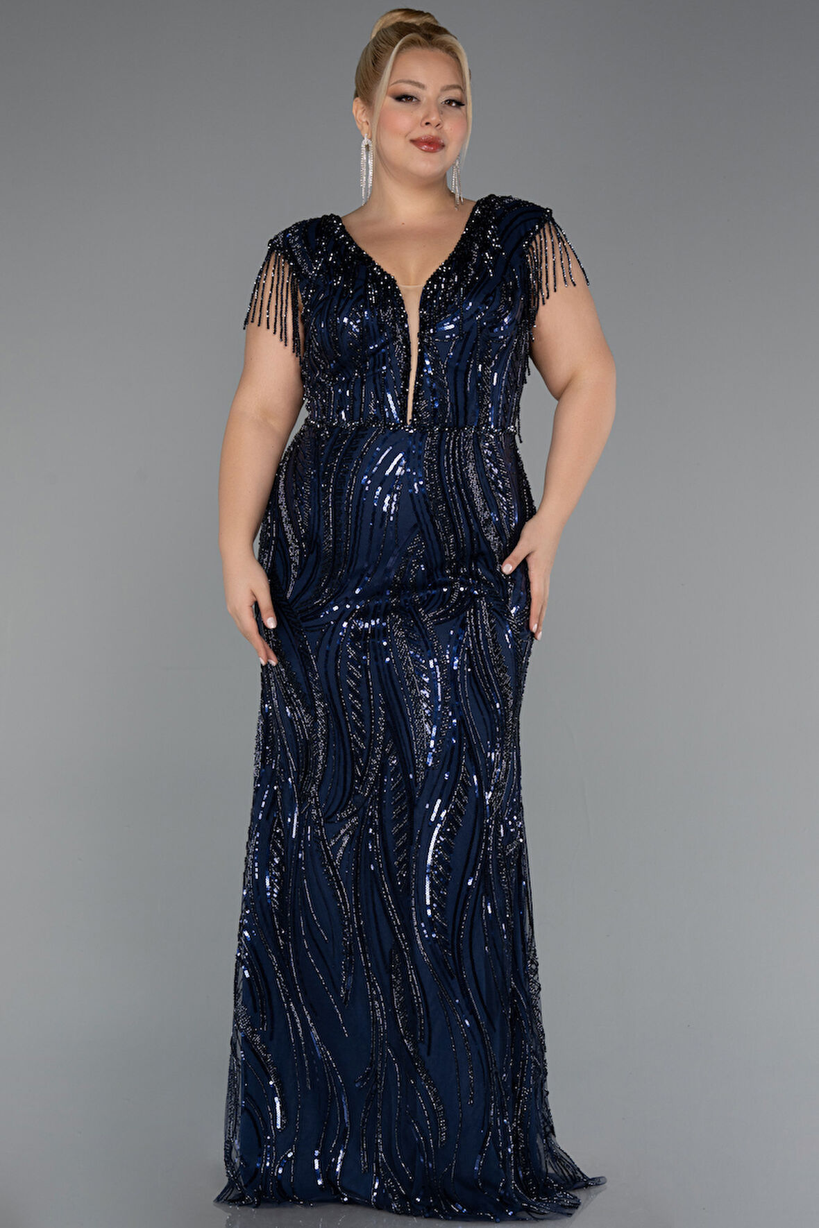 Boncuk Detaylı V Yaka Uzun Pullu Büyük Beden Abiye ABU5453