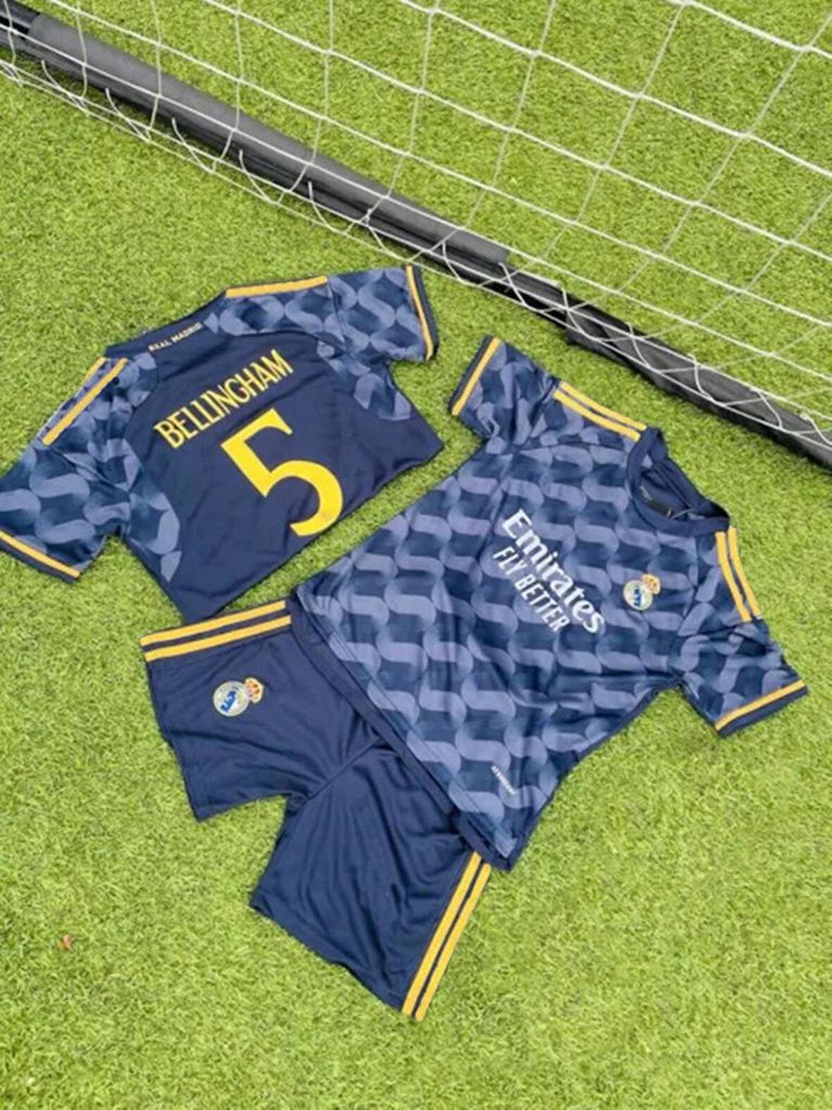 Çocuk Real Madrid 23-24 Bellingham Futbol Forması ve Şort Takımı