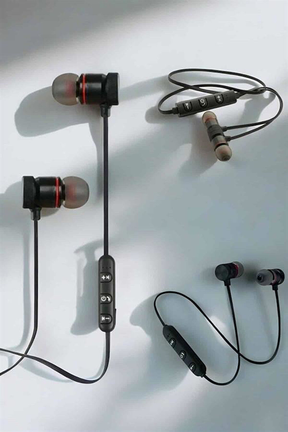 Kablosuz Sport Mıknatıslı Mikrofonlu Kulak İçi Kulaklık