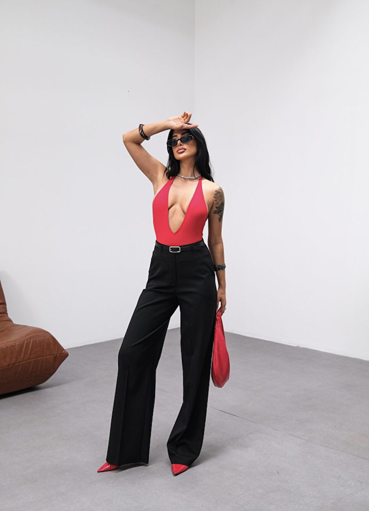 35 AVM Poly Viscose Yüksek Bel Kemerli̇ Ve Dökümlü Palazzo Pantolon (Kemer Dahi̇l)