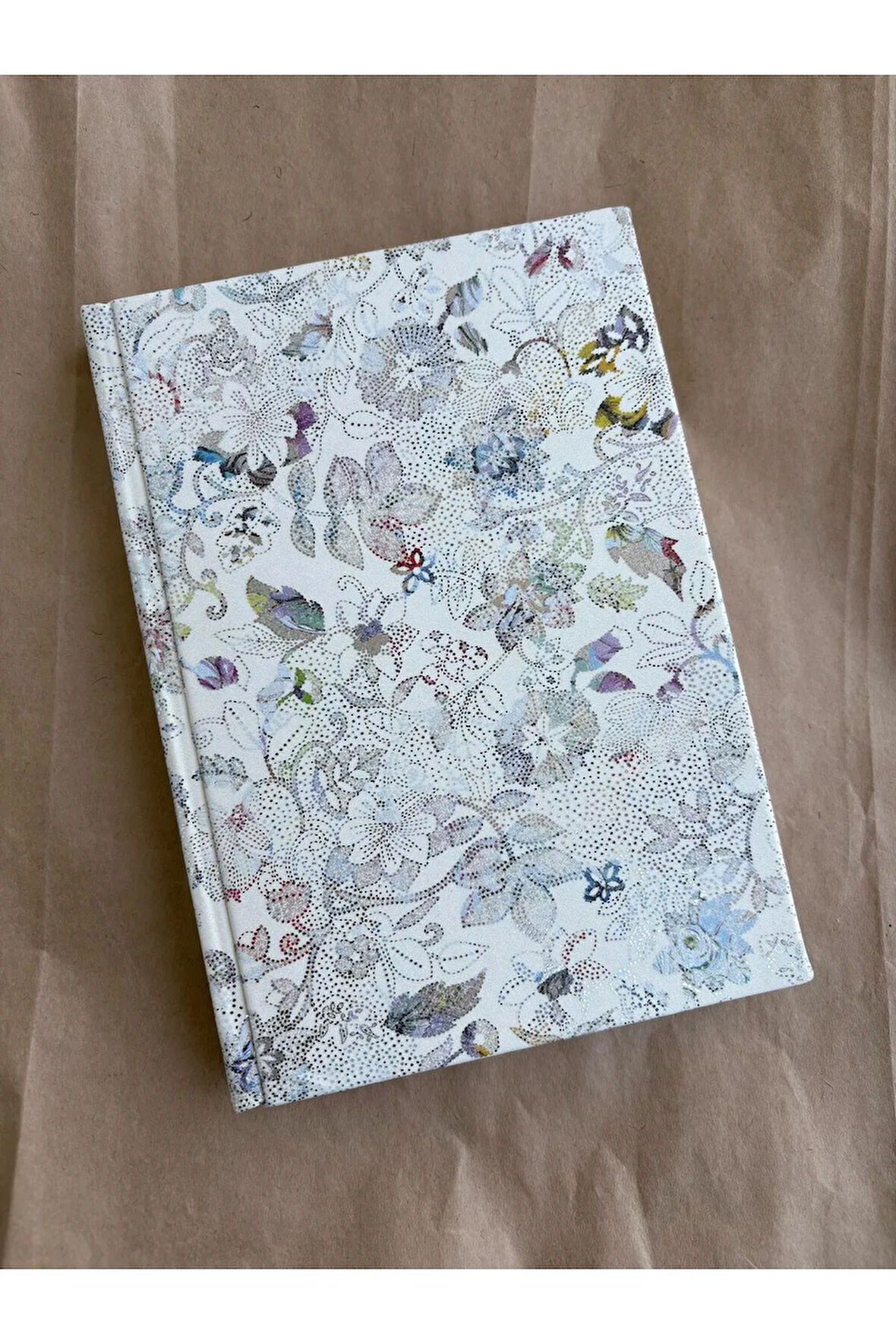 Atakids Lizy Deri Kapaklı Çiçek Desenli Çizgili Defter | 14x20 cm | 70 Yaprak | Sert Kapak |