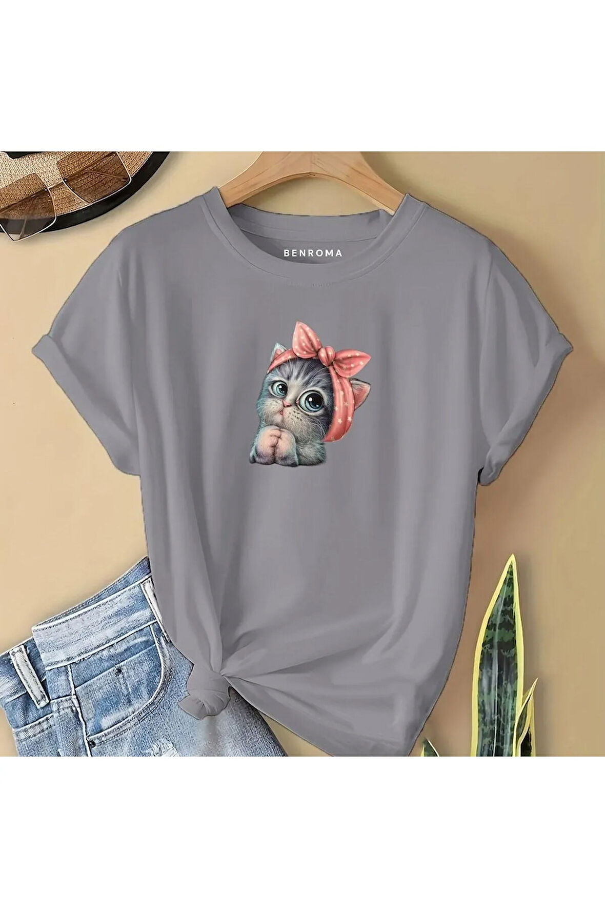 MİNNOŞ KEDİ BASKILI  ÇOCUK TİŞÖRT