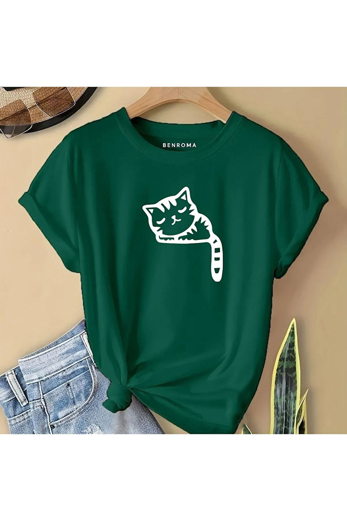 UYUYAN KEDİ BASKILI  ÇOCUK TİŞÖRT