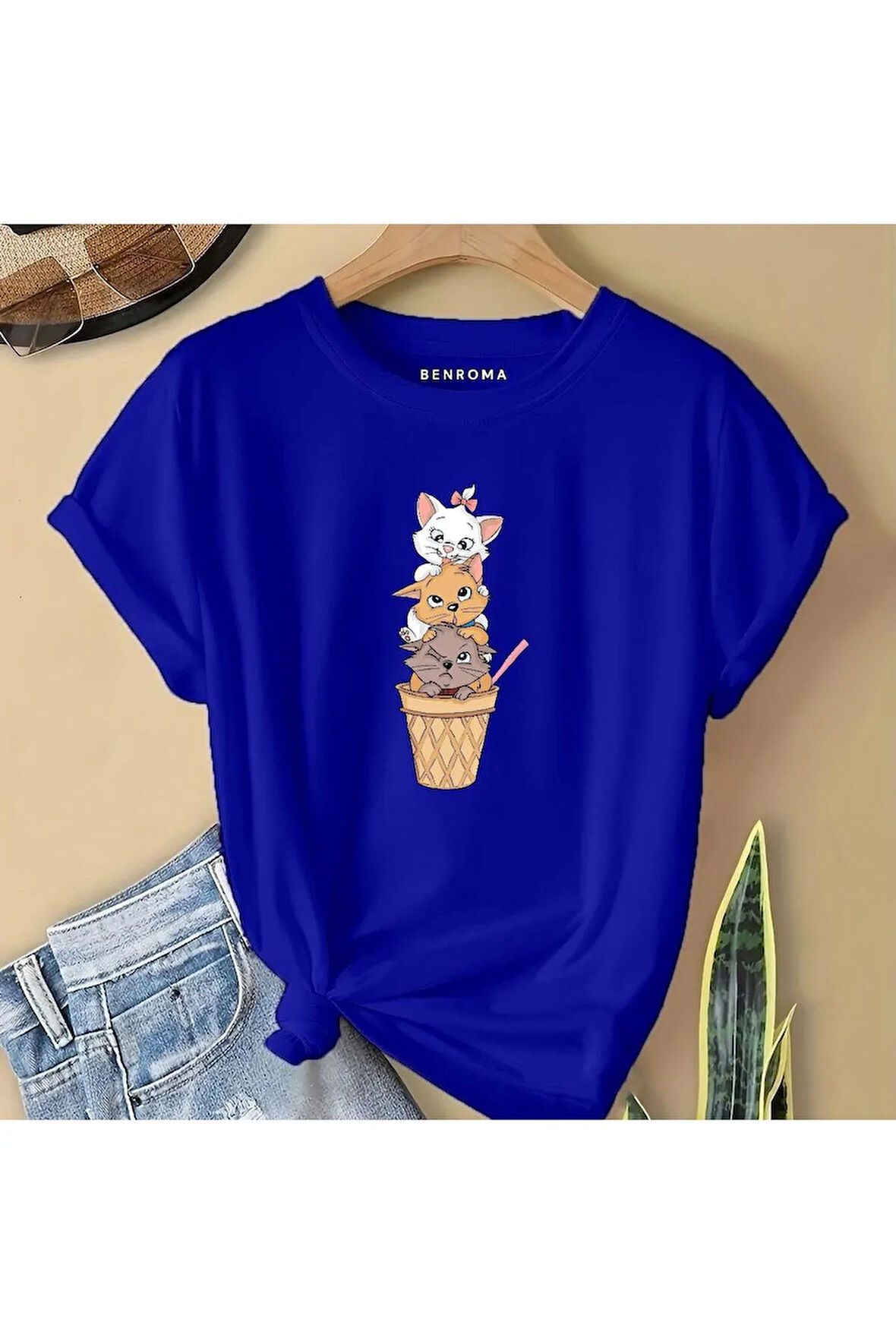 KÜLAHTA KEDİ BASKILI  ÇOCUK TİŞÖRT