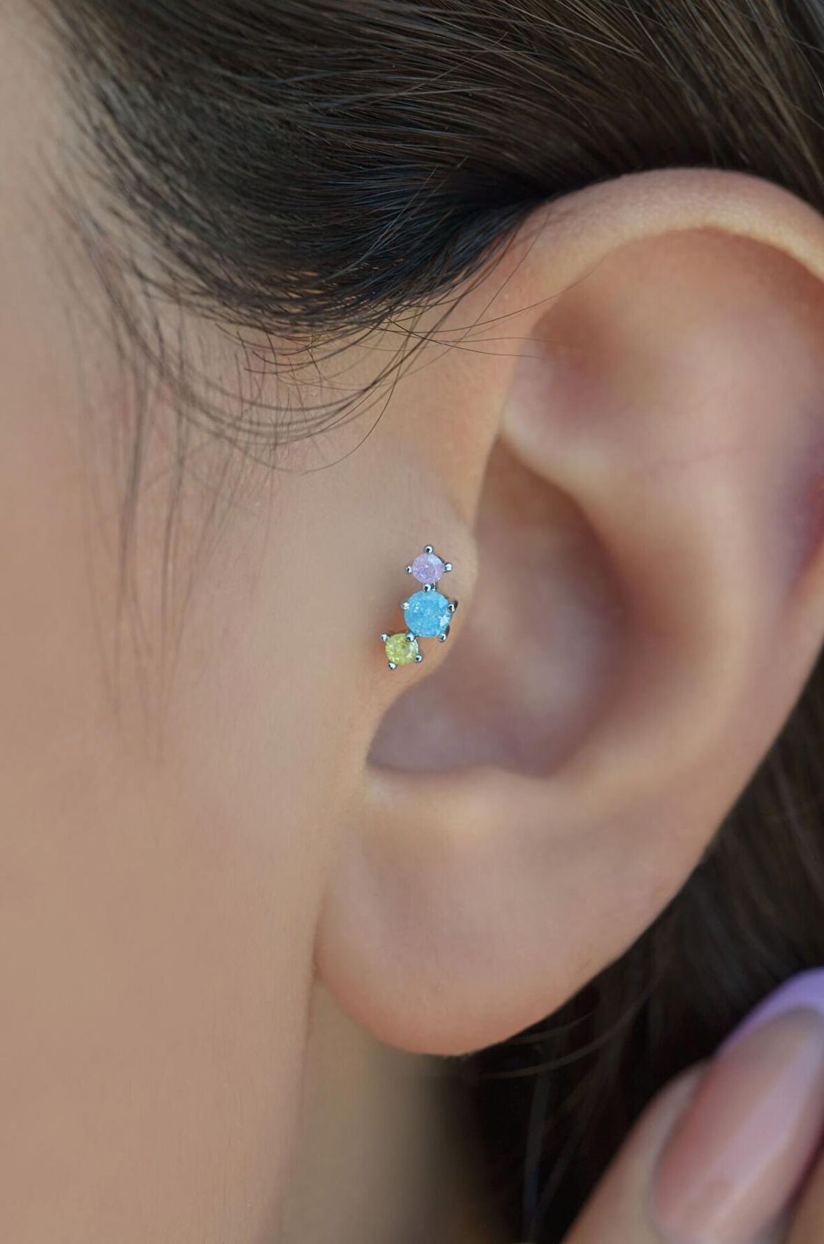 Silver Arkası Düz Çelik Soft Renkli Tragus Piercing Helix Lob Kıkırdak