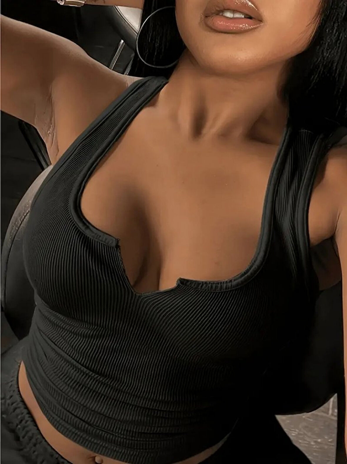 Aesco Kadın Kolsuz V Yakalı Kaşkorse Bluz