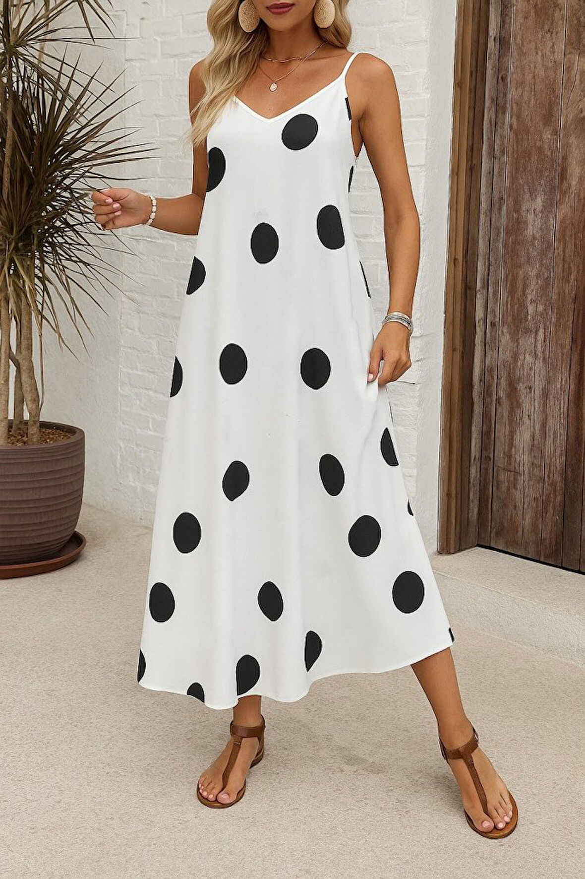 Aesco Kadın Ip Askılı Geniş V Yakalı Desenli Süprem Elbise