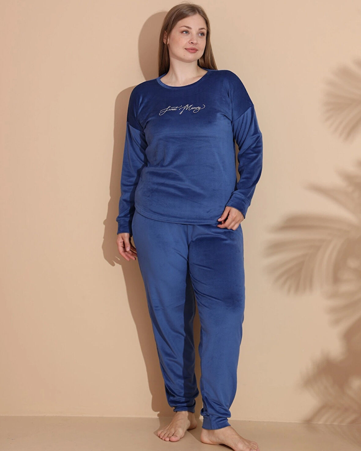 Aesco Estiva 25394 Uzun Kol Battal Kadife Pijama Takımı