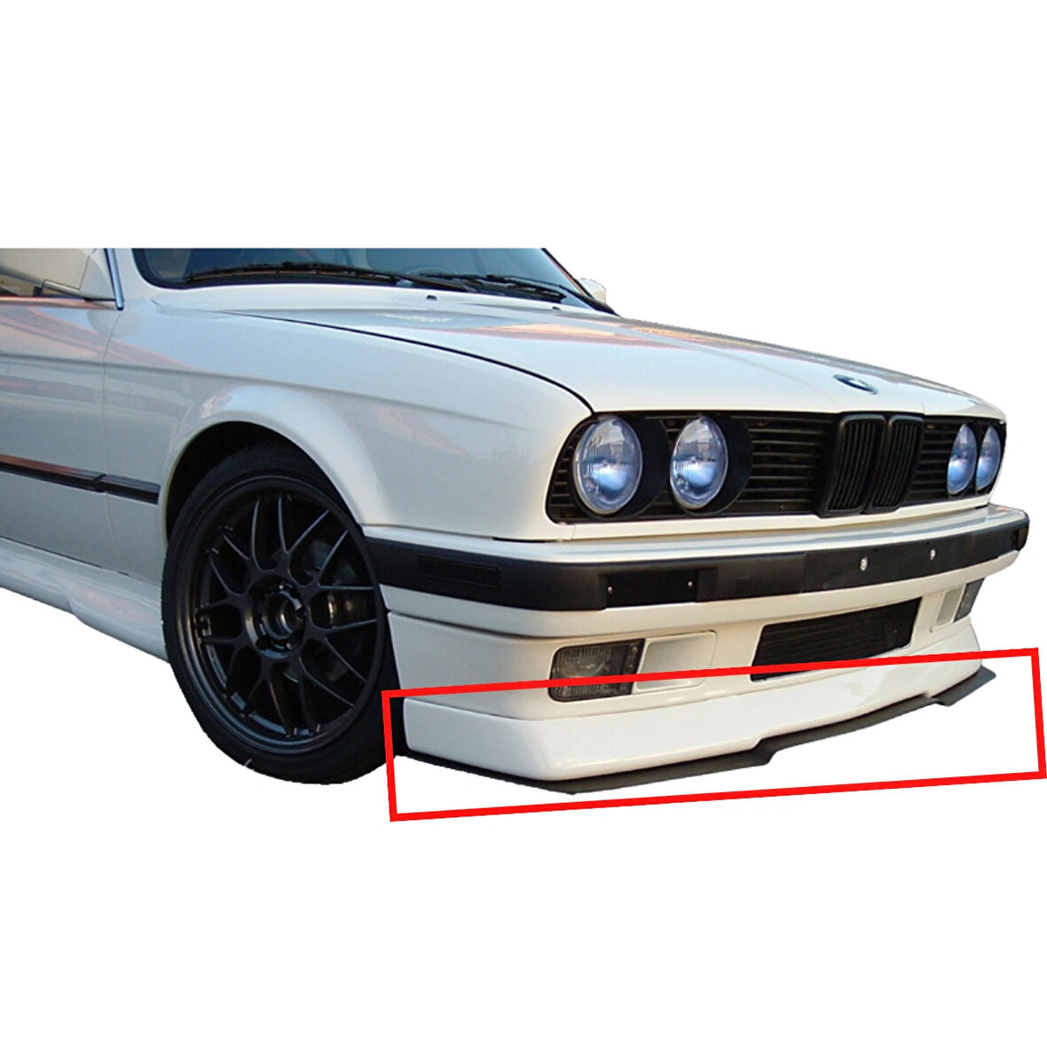 BMW E30 ÖN LİP ALTI BIÇAK ((PARLAK SİYAH BOYALI))