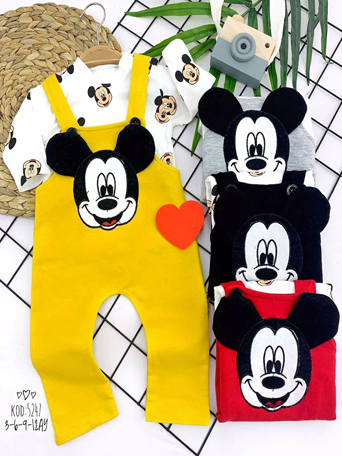 3-6-9-12 Ay Mickey Figürlü Uzun Kollu Baskılı Sweatli 2li Kız Erkek Bebek Salopet Takımı Sarı