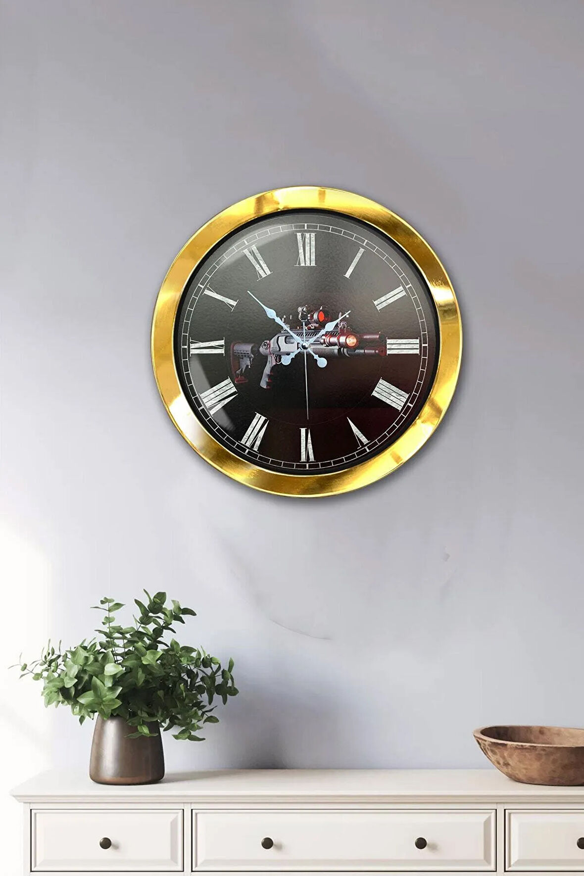 Hediyelik 36 cm Gold Metal Silah Duvar Saati