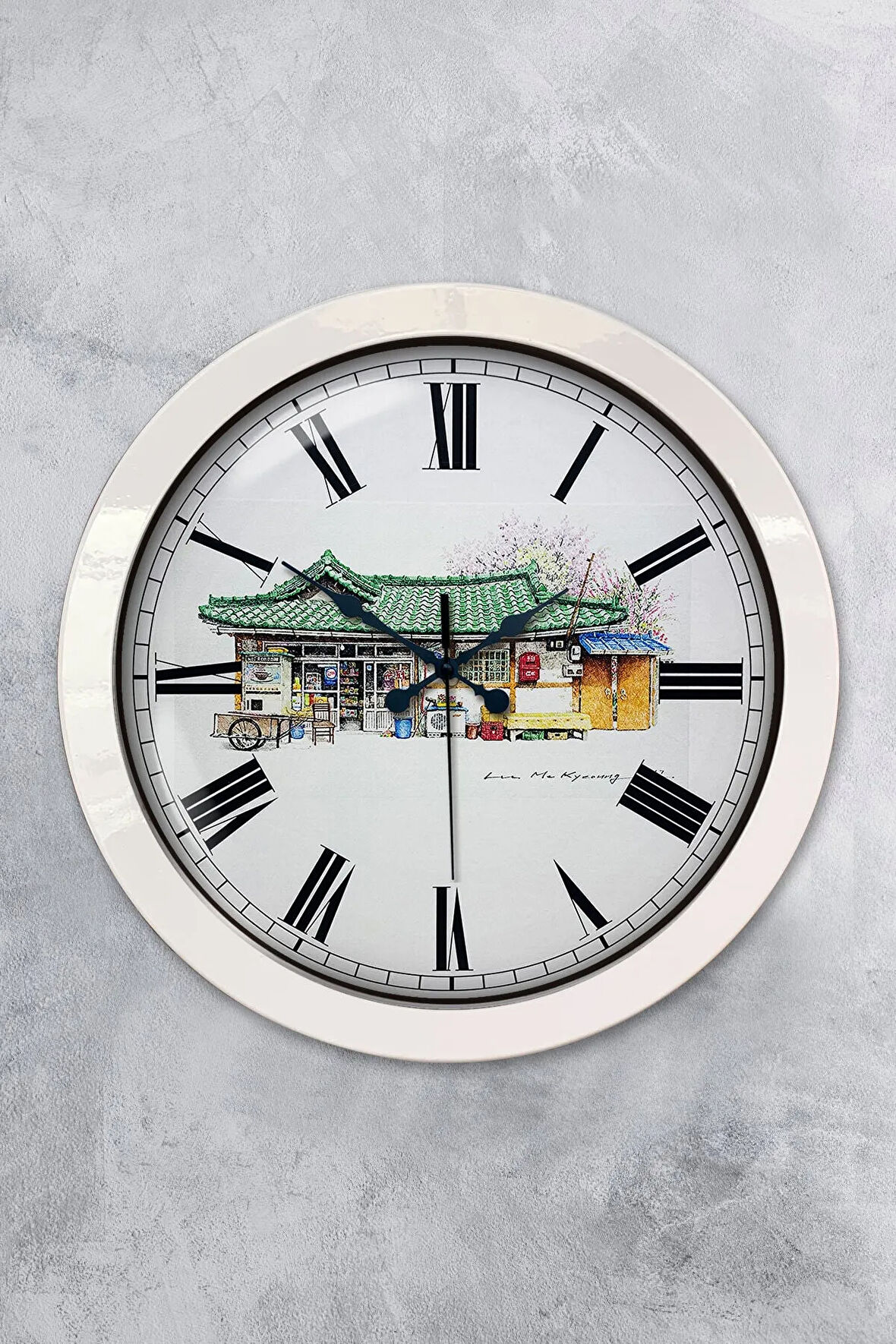 36 Cm Beyaz Metal Köy Bakkalı Duvar Saati