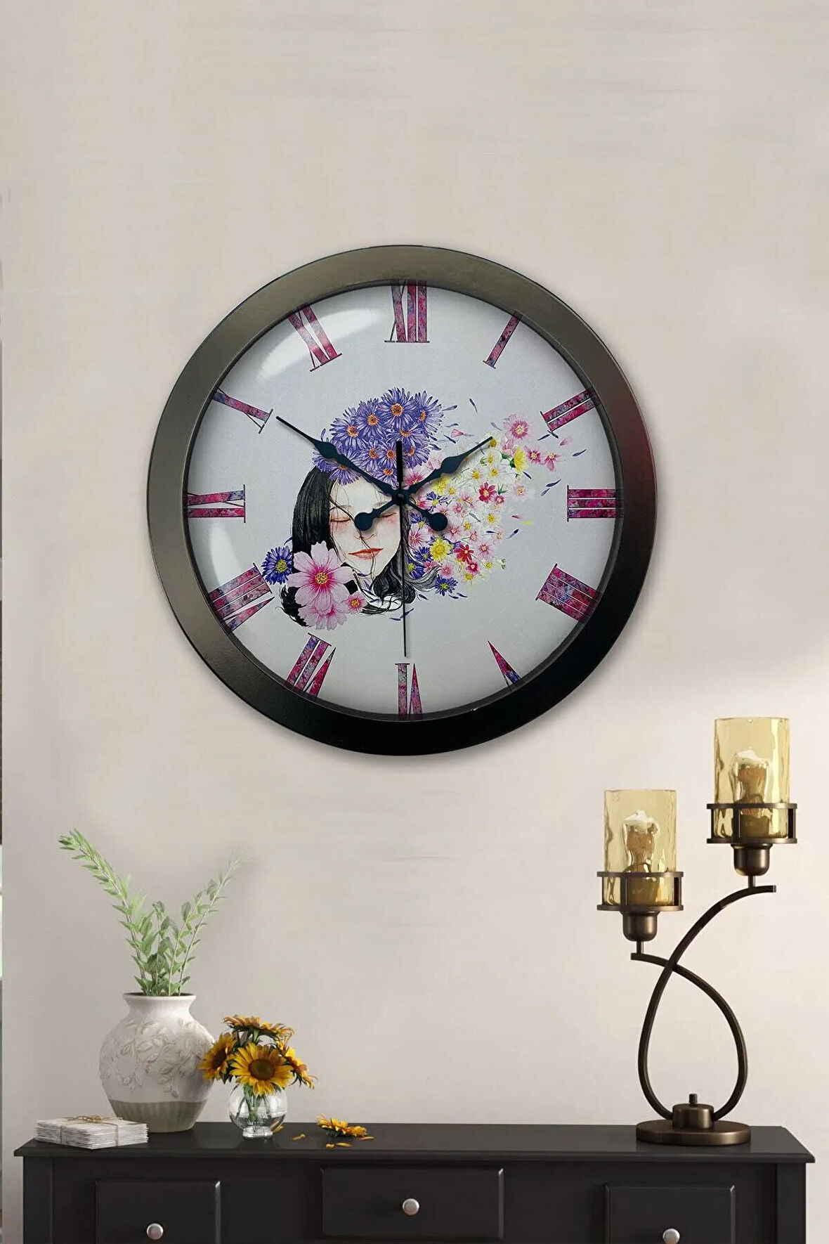 Hediyelik 36 Cm Siyah Metal Güzellik Duvar Saati