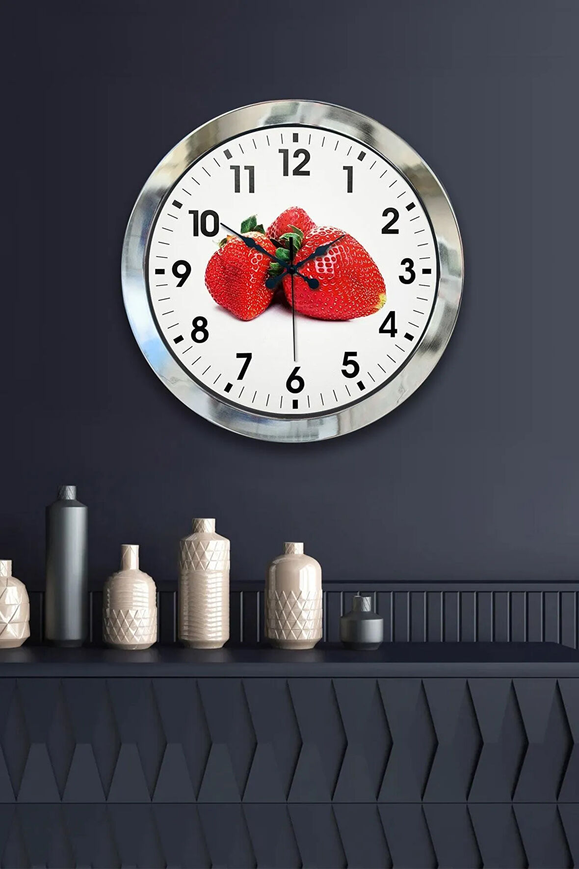 Hediyelik 36 Cm Krom Metal Çilek Duvar Saati