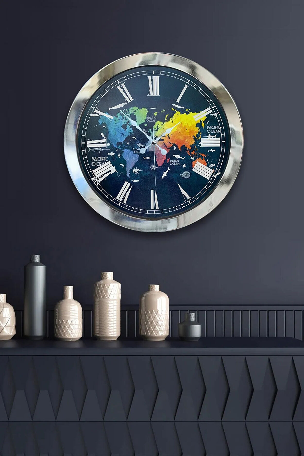 Hediyelik 36 Cm Krom Metal Renk Dünya Haritası Duvar Saati