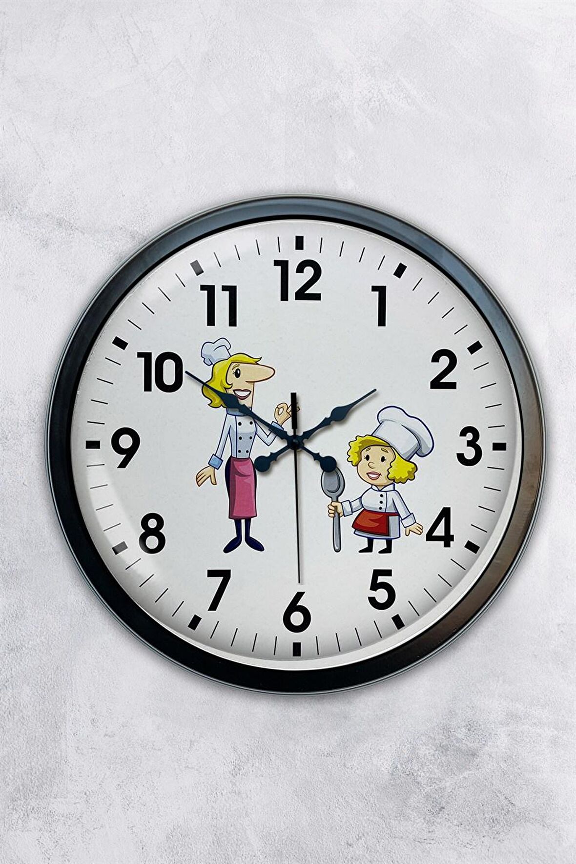 40 Cm Siyah Metal Kadın Aşçı Duvar Saati