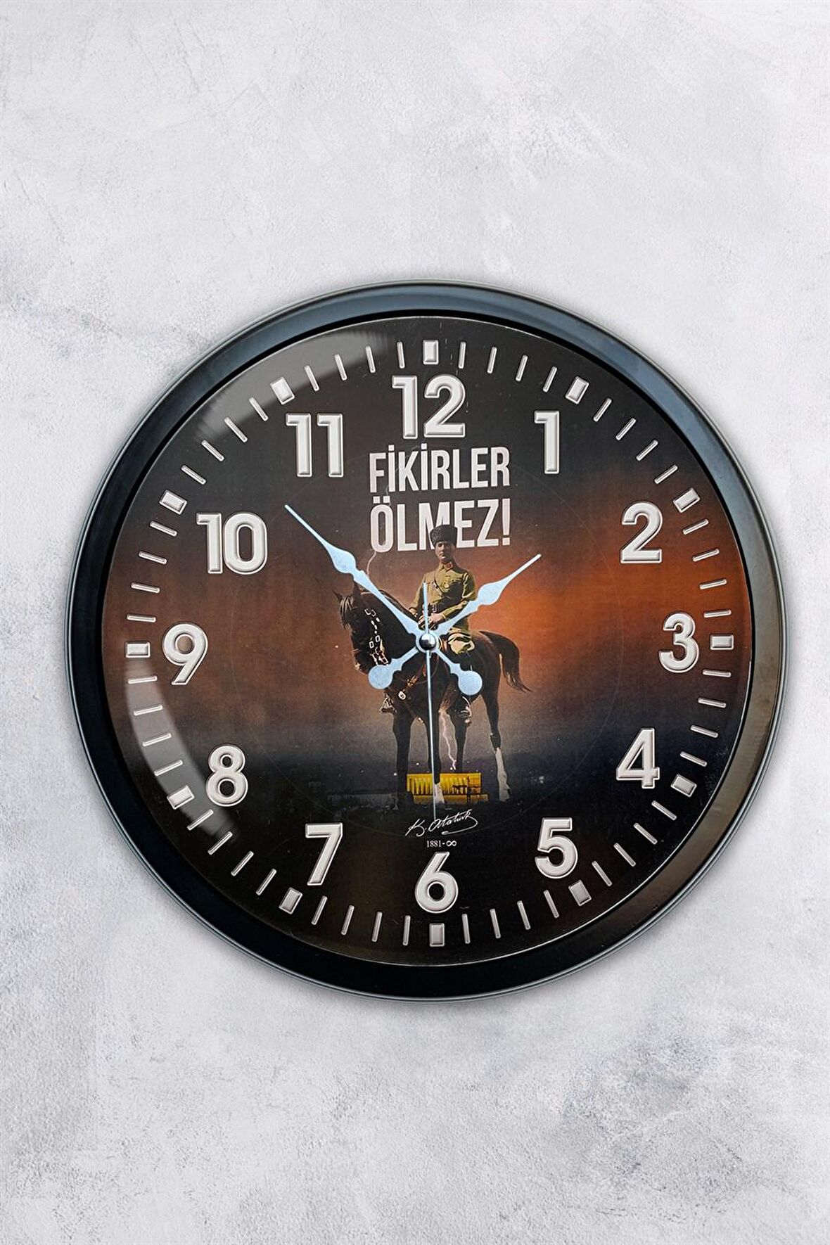 40 Cm Siyah Metal Gazi M. Kemal Atatürk Duvar Saati