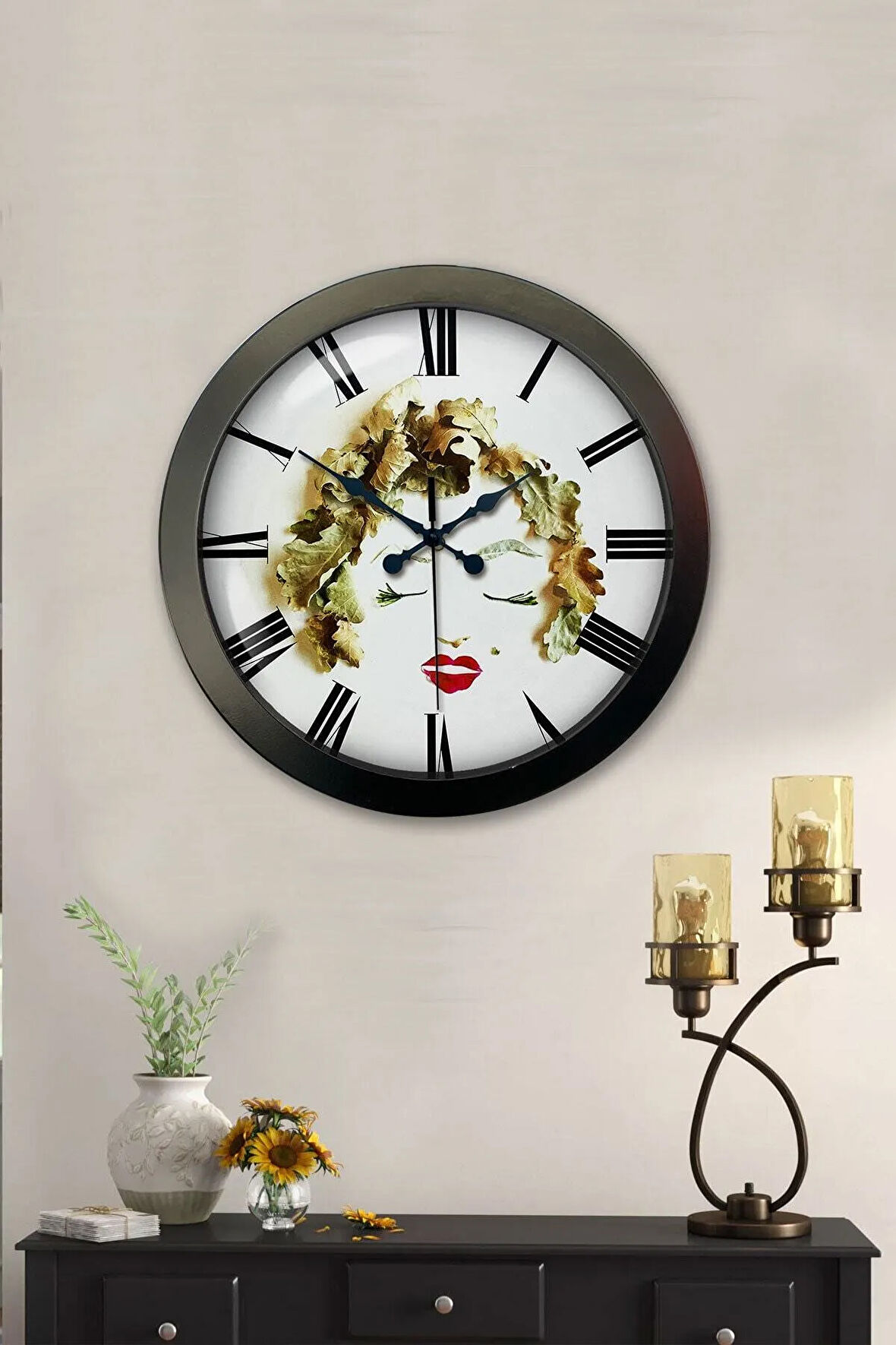 Hediyelik 36 Cm Siyah Metal Kadın Duvar Saati