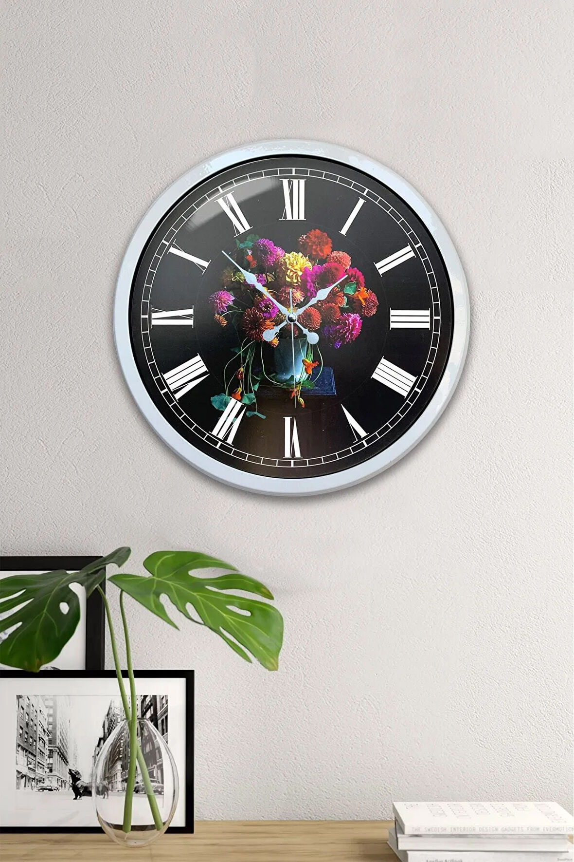 Hediyelik 40 Cm Beyaz Metal Vazolu Çiçek Duvar Saati