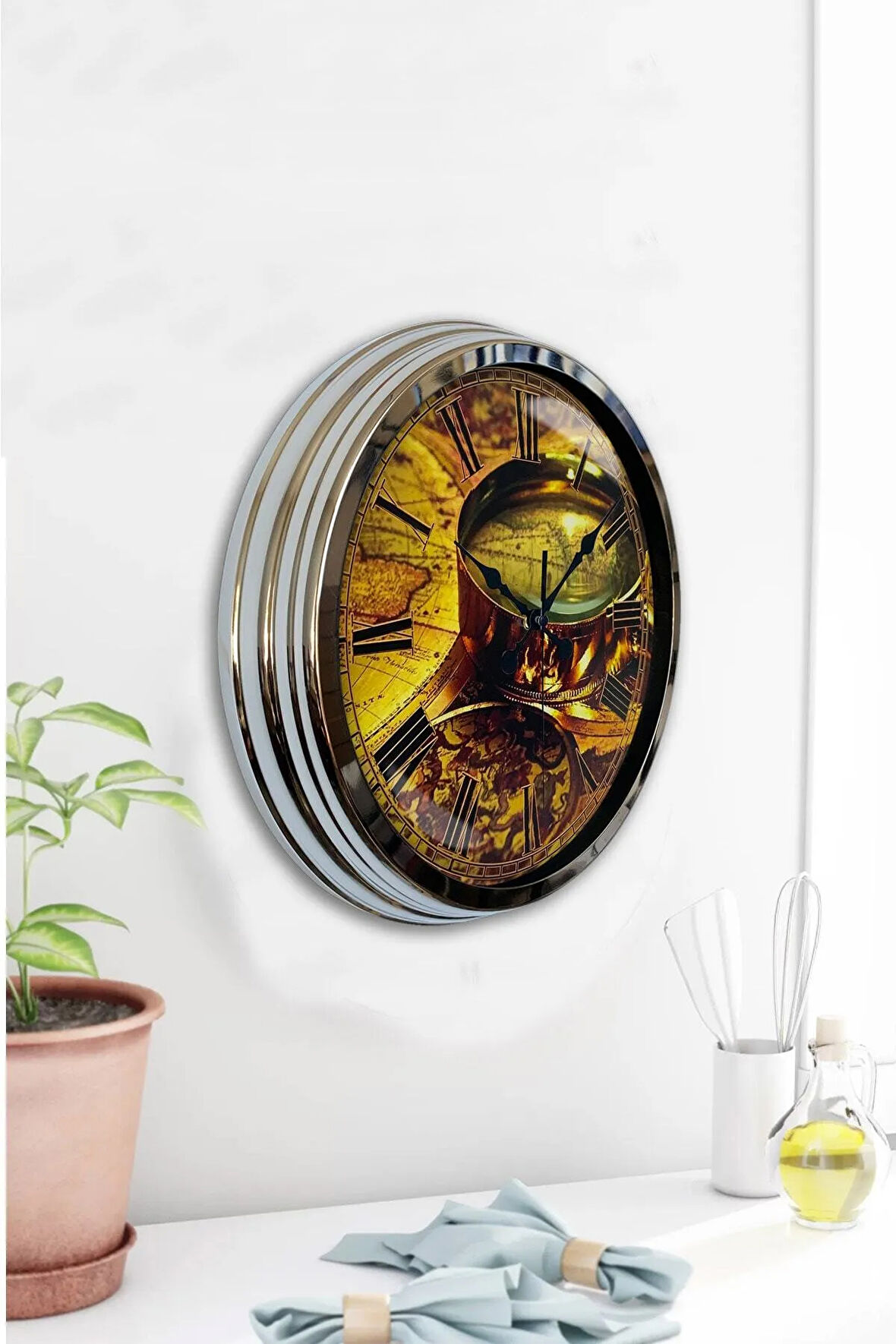 Hediyelik 40 Cm Krom Metal Harita Duvar Saati
