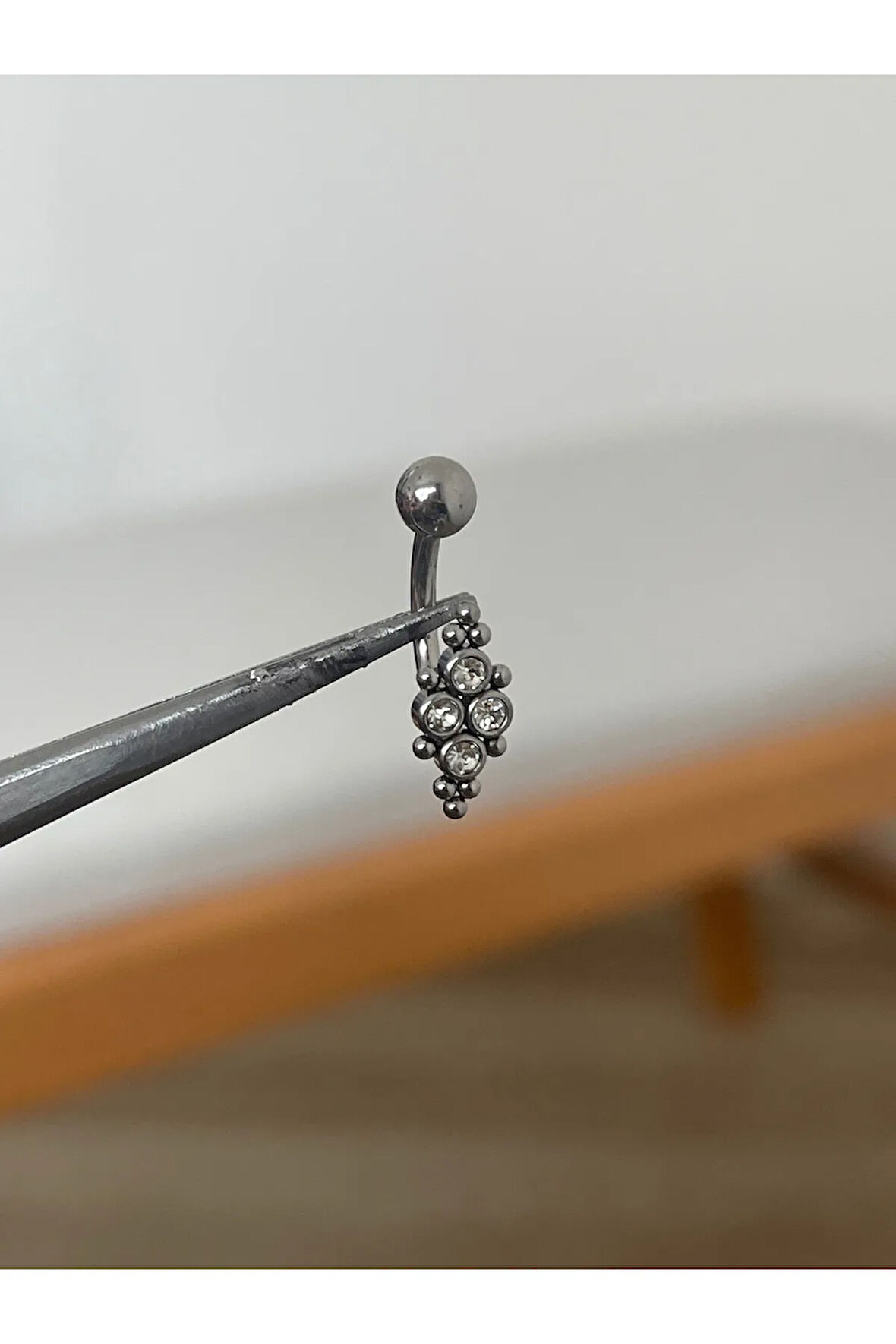 316 L Cerrahi Çelik Zirkon 4 Taşlı Tasarım Göbek Piercingi