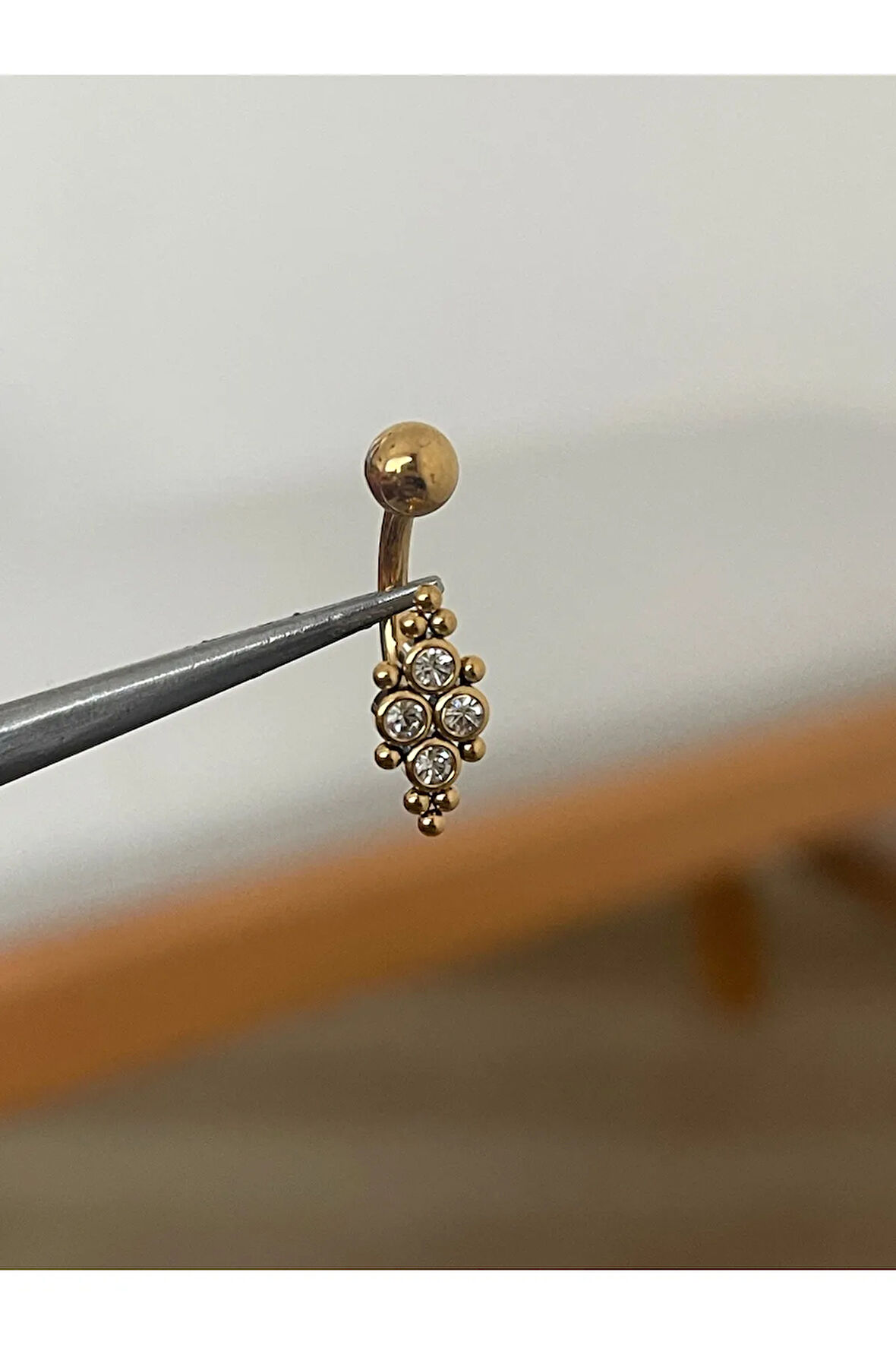 316 L Cerrahi Çelik Zirkon 4 Taşlı Tasarım Göbek Piercingi