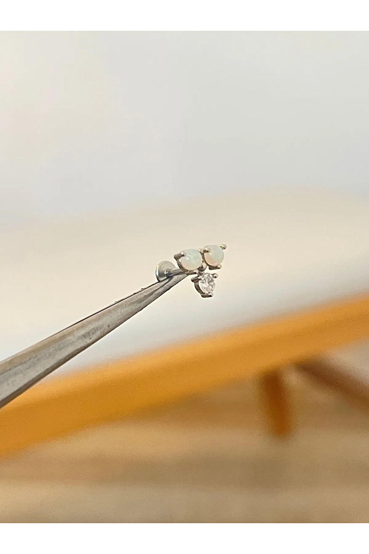 316 L Cerrahi Çelik Opal ve Zirkon Taşlı Helix Kıkırdak Dudak Piercingi Conch