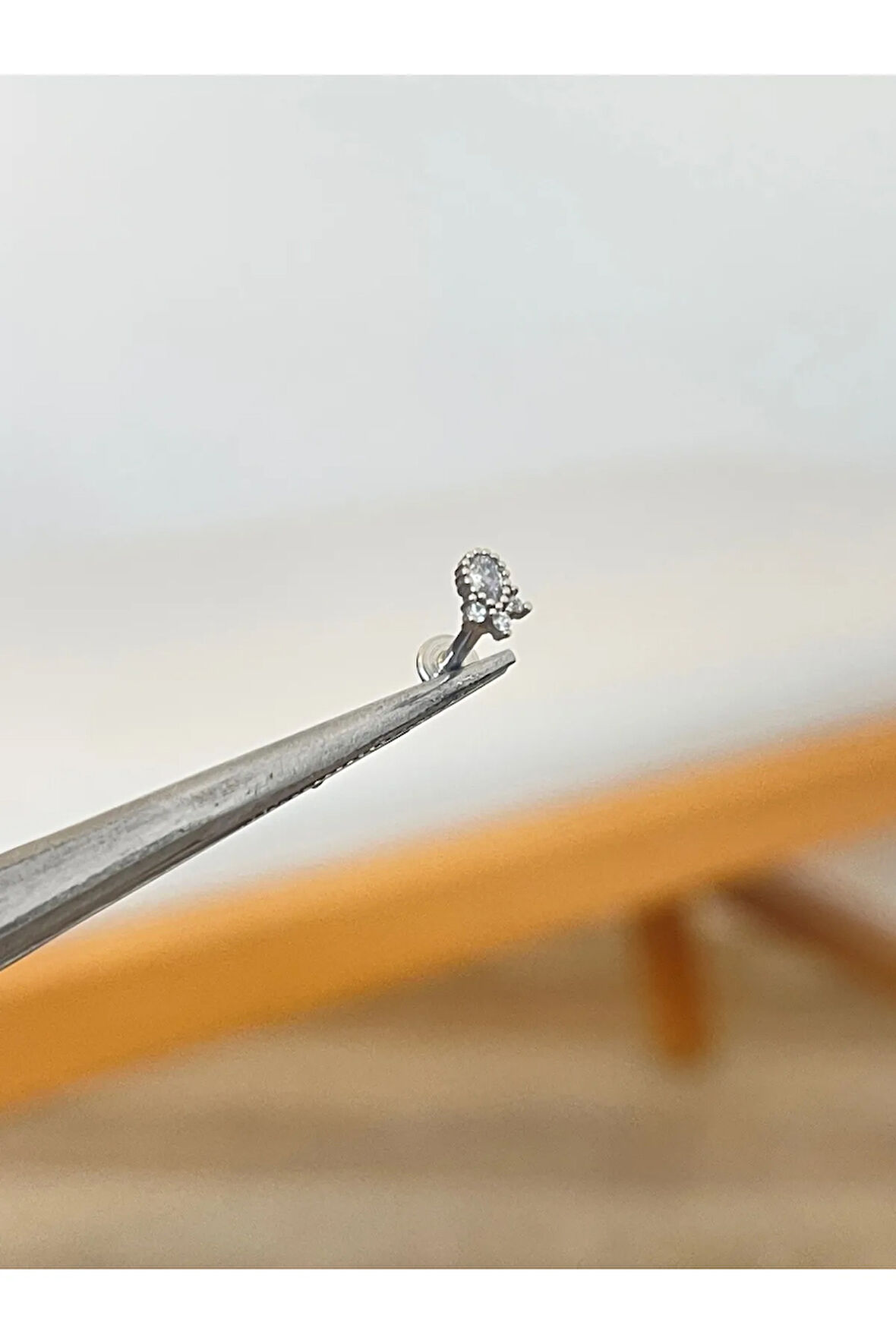 316 L Cerrahi Çelik Taç Modeli Zirkon Taşlı Kıkırdak helix Dudak Tragus Piercingi