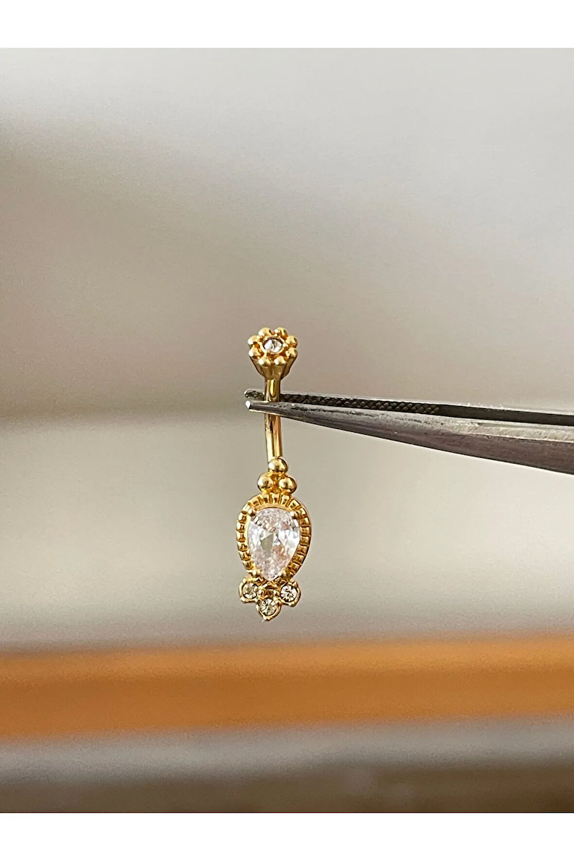 316 L Cerrahi Çelik Antik Model Damla Kesim Taşlı Göbek Piercingi