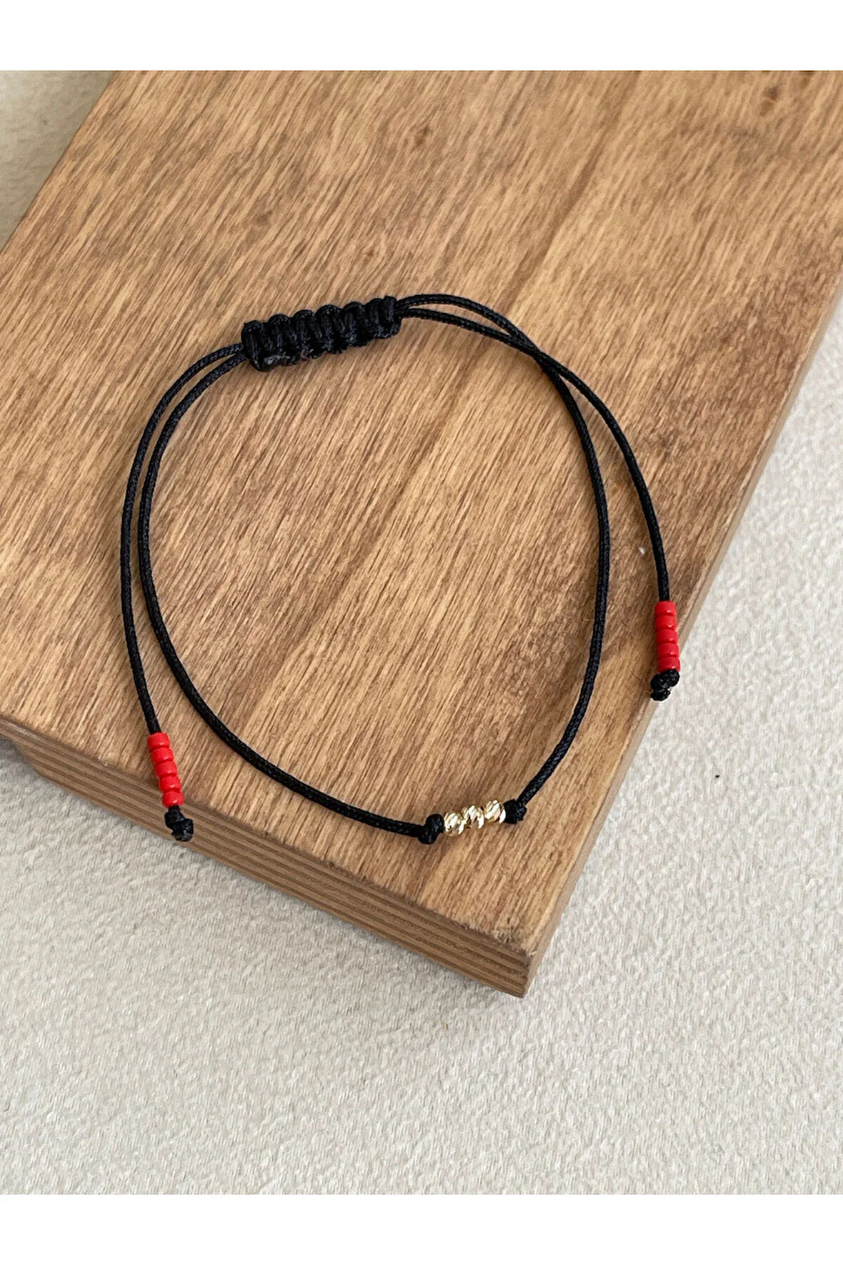 14 Ayar Altın 3 Dorikalı Zarif Altın Bileklik