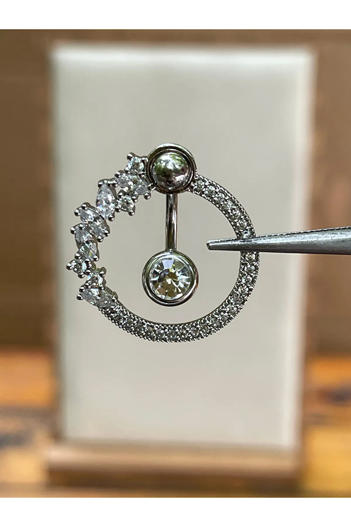 316 L Cerrahi Çelik Pırlanta Modeli Zirkon Taşlı Göbek Piercingi