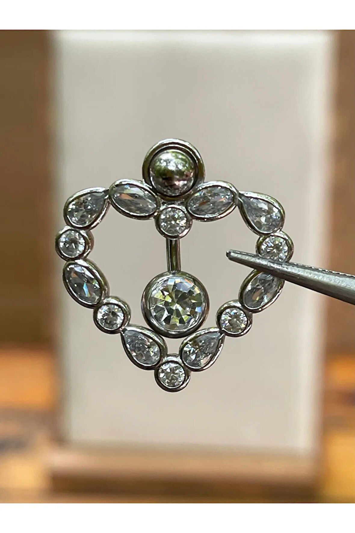 316 L Cerrahi Çelik Kalp Modeli Parlak Zirkon Taşlı Göbek Piercingi