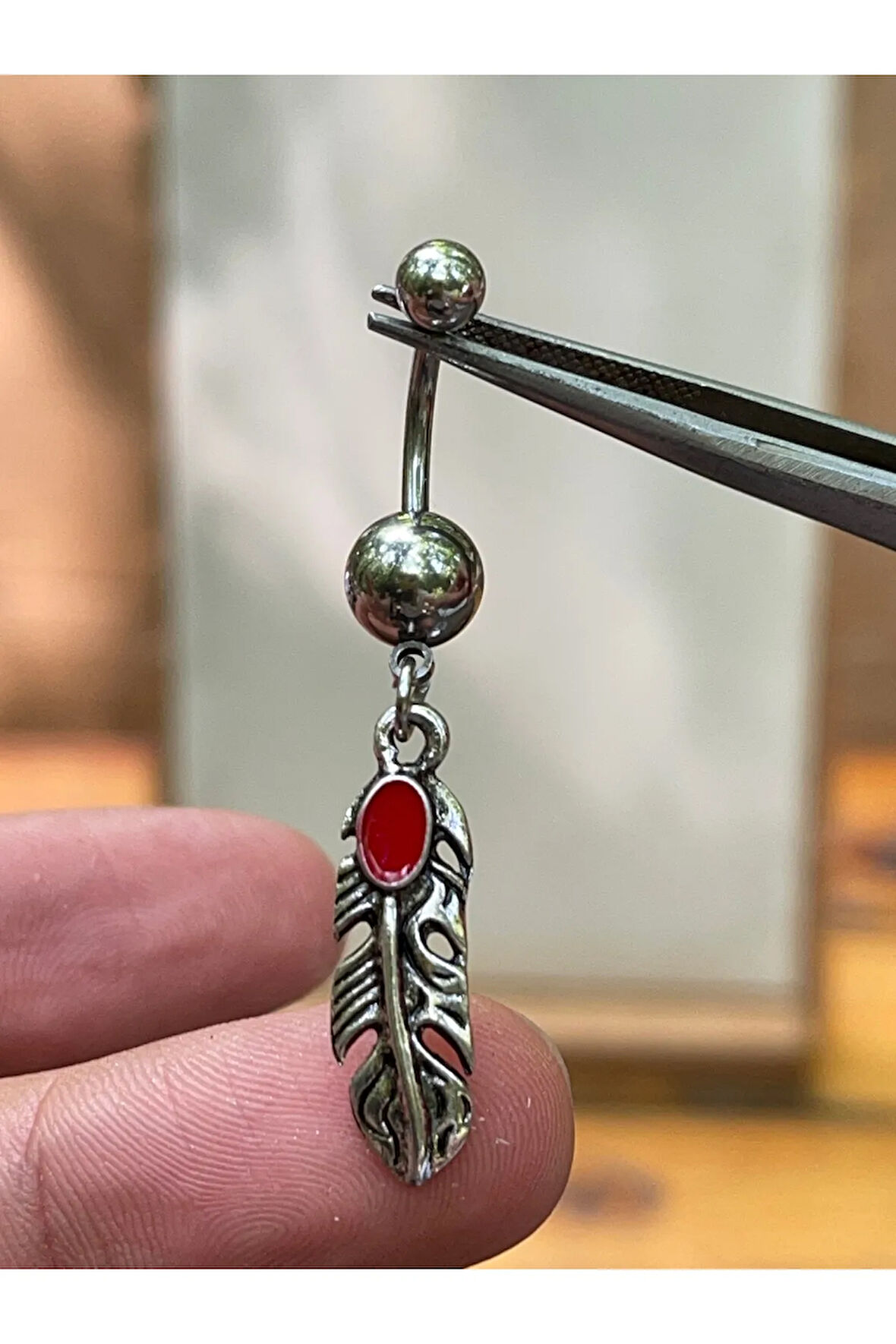 316 L Cerrahi Çelik Kırmızı Taşlı Etnik Model Göbek Piercingi