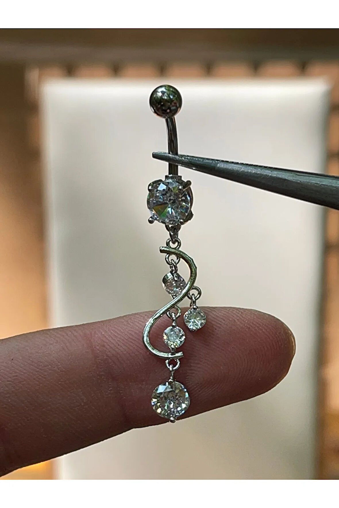 316 L Cerrahi Çelik Pırlanta Modeli Sallantılı Zirkon Taşlı Göbek Piercingi