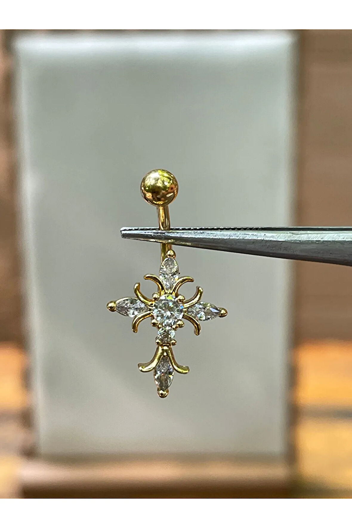 316 L Cerrahi Çelik Haç Modeli Zirkon Taşlı Göbek Piercingi