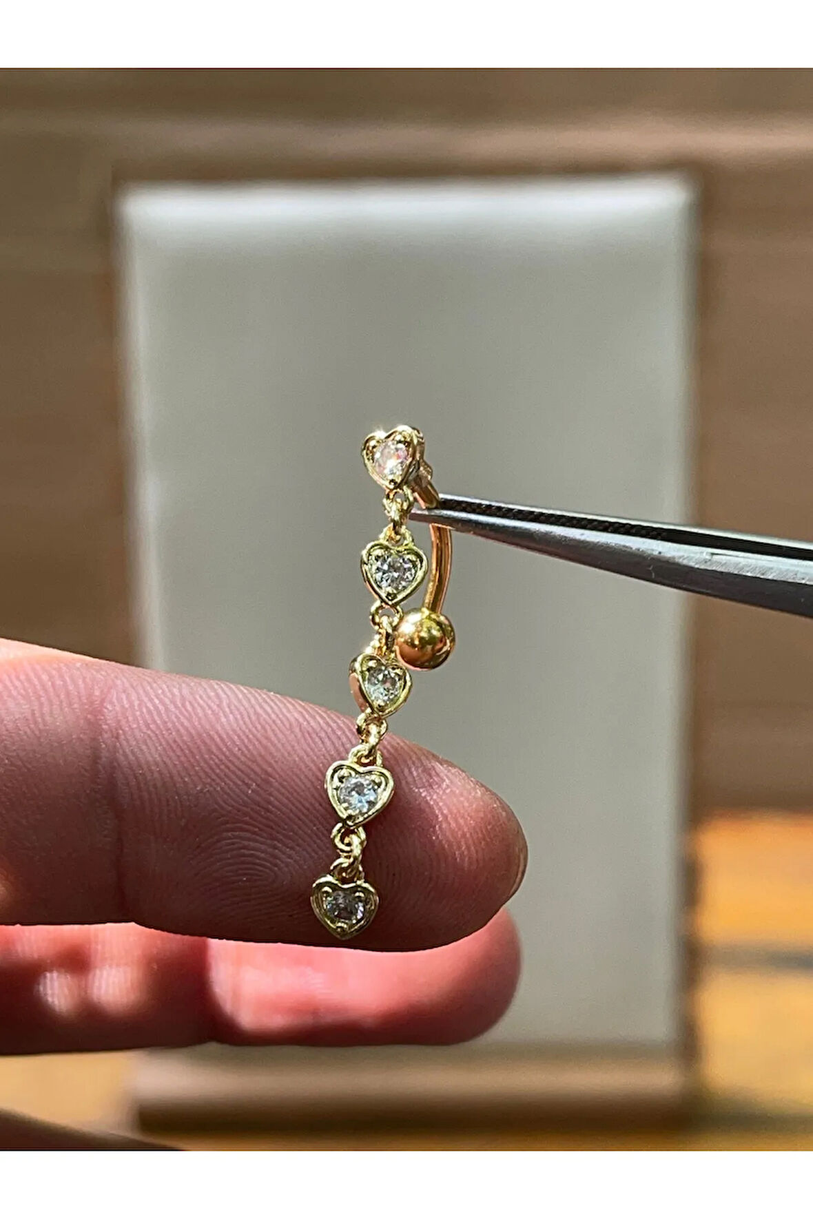 316 L Cerrahi Çelik Sallantılı Kalp Detaylı Zirkon Taşlı Göbek Piercingi