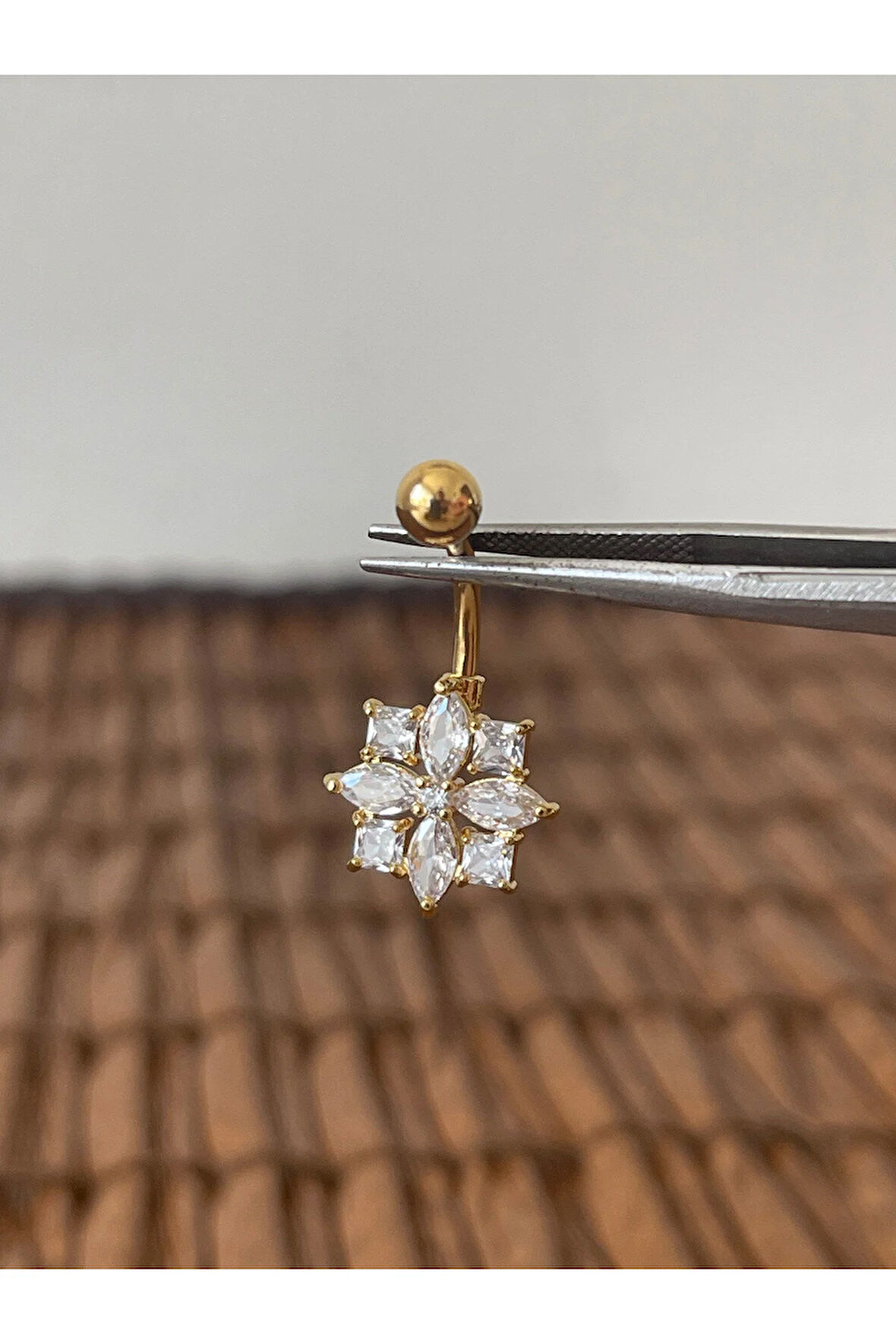 316 L Cerrahi Çelik Anti Alerjik Çiçek Kuzey Yıldızı Parlak Zirkon Taşlı Göbek Piercingi