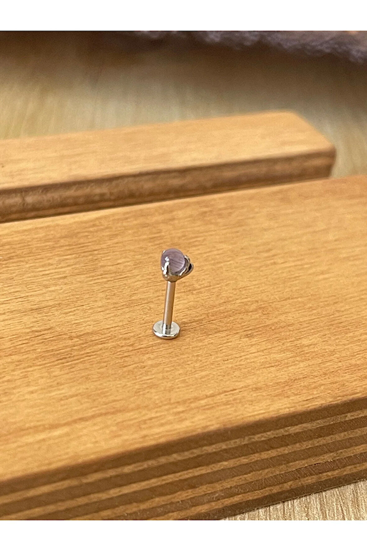 316 L Cerrahi Çelik Anti Alerjik Pençe Modeli Lapis Taşlı Kıkırdak Helix Tragus Piercingi