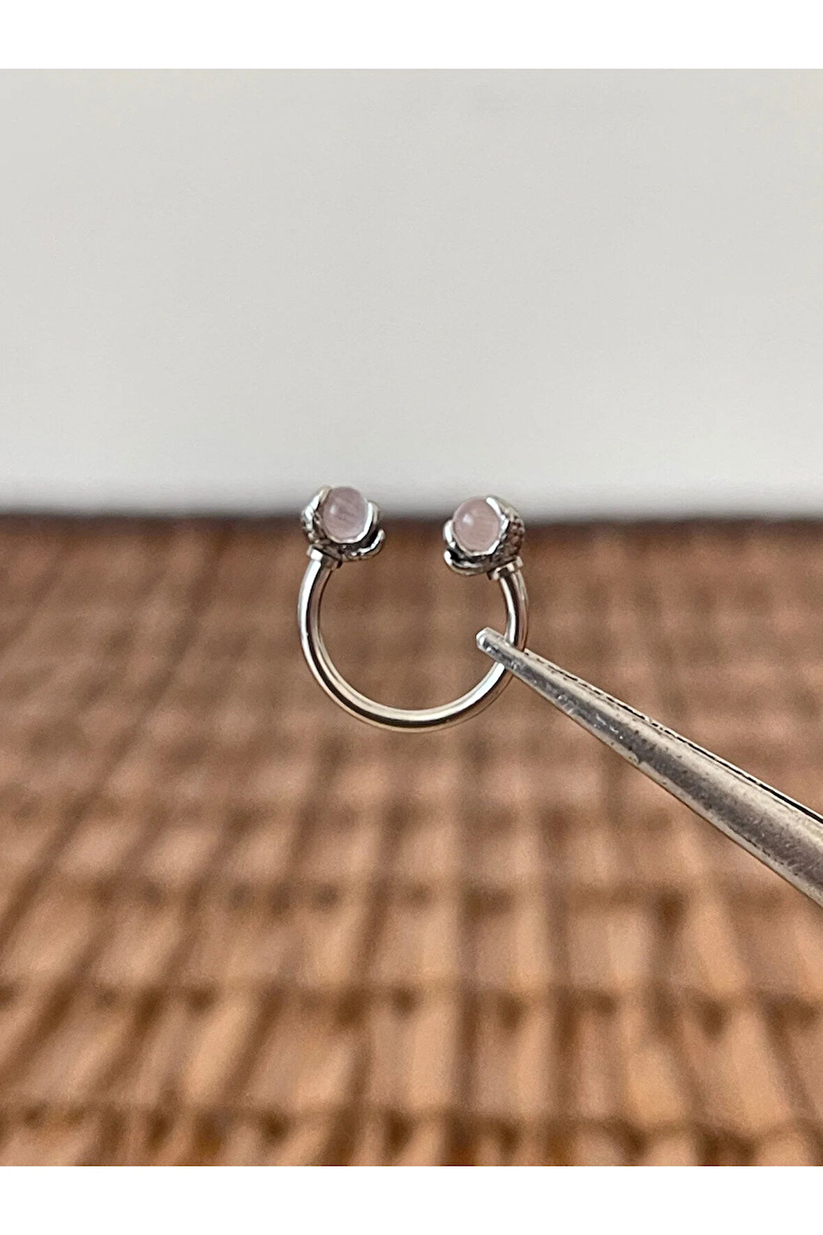 316 L Cerrahi Çelik Anti Alerjik Opal Doğal Taşlı Peçne Modeli Halka Piercing 10mm x 1,2mm