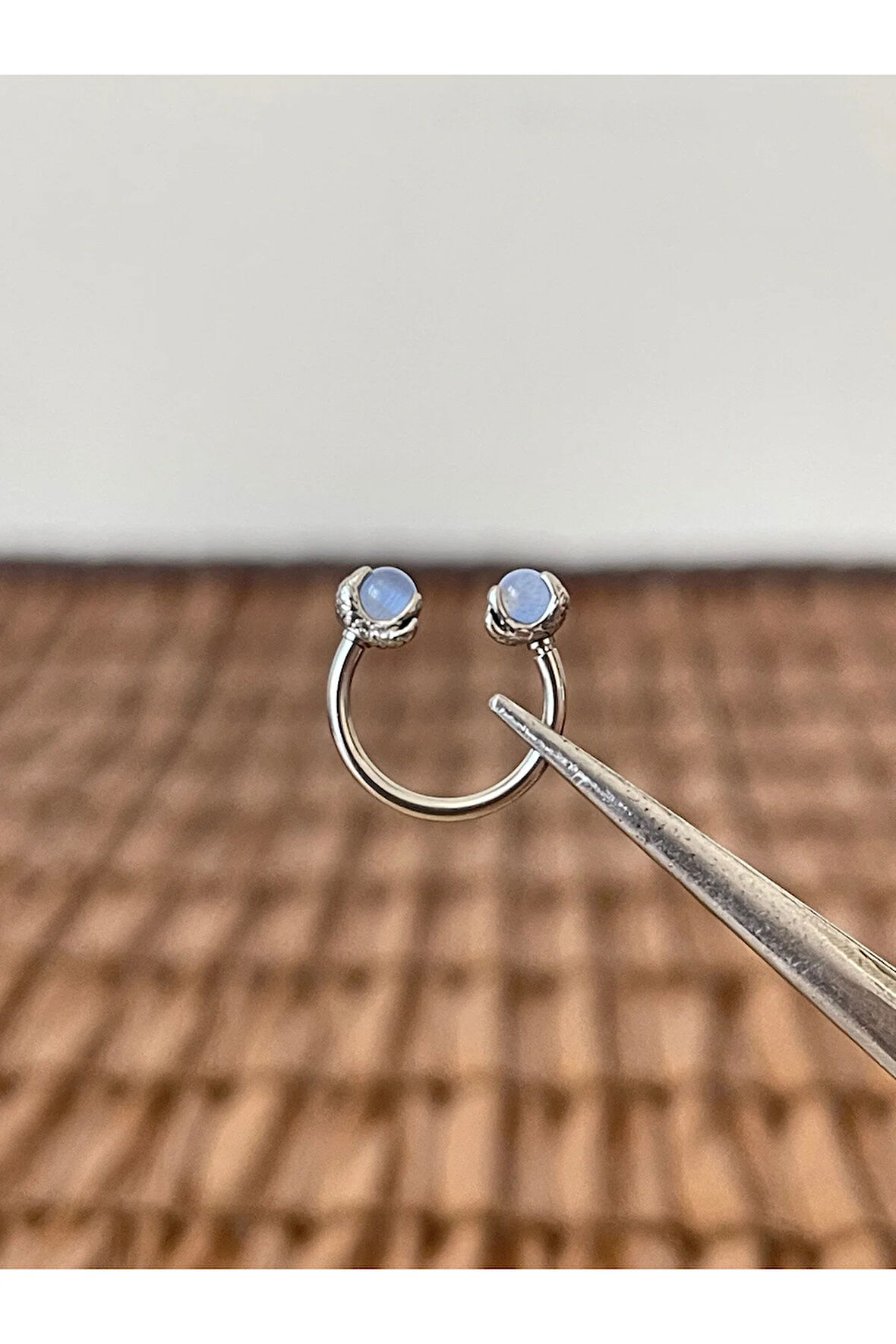316 L Cerrahi Çelik Anti Alerjik Mavi Doğal Taşlı Peçne Modeli Halka Piercing 10mm x 1,2mm