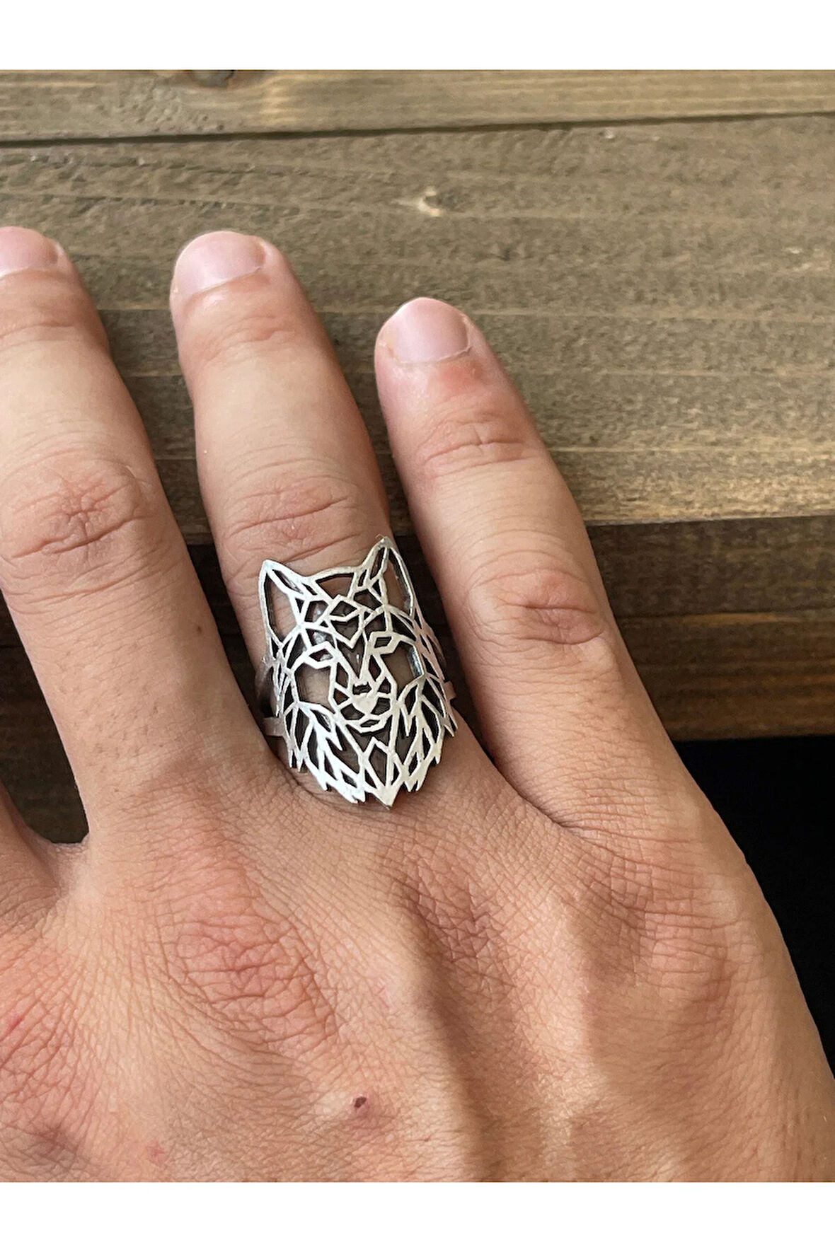 Ayarlanabilir Ölçü 925 Ayar Gümüş Kaplama Kurt İşlemeli İşçilikli Tasarım Yüzük