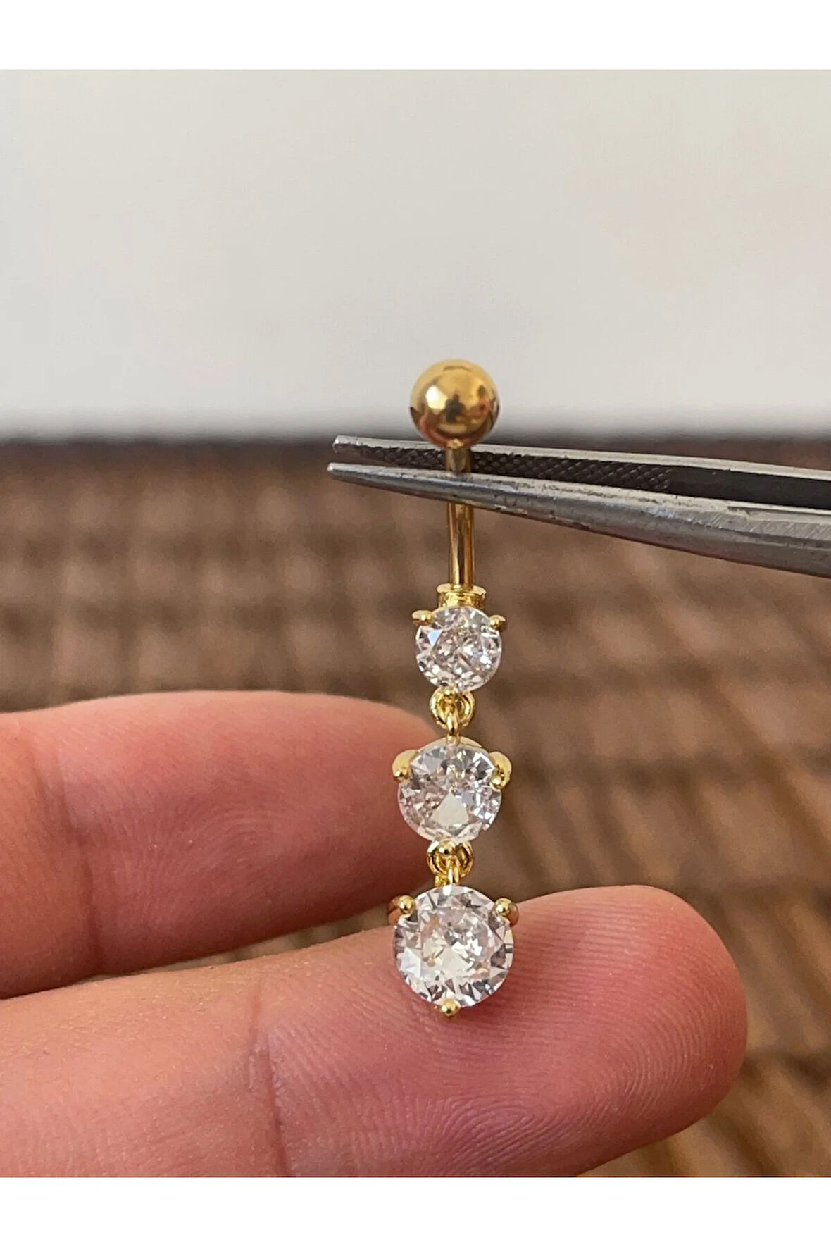 316 L Cerrahi Çelik Pırlanta Modeli Parlak Zirkon Taşlı Sallantılı Göbek Piercingi