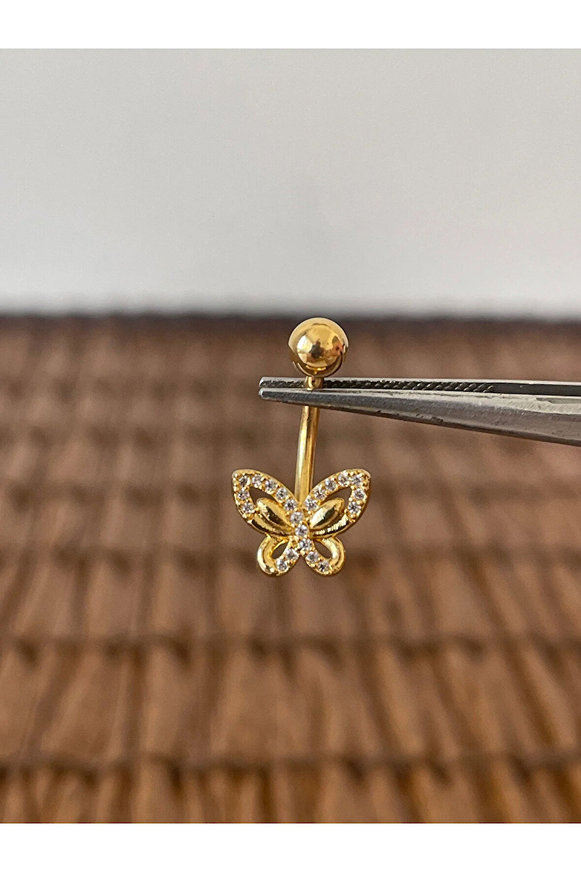 316 L Cerrahi Çelik Zirkon Taşlı Minik Kelebek Göbek Piercingi