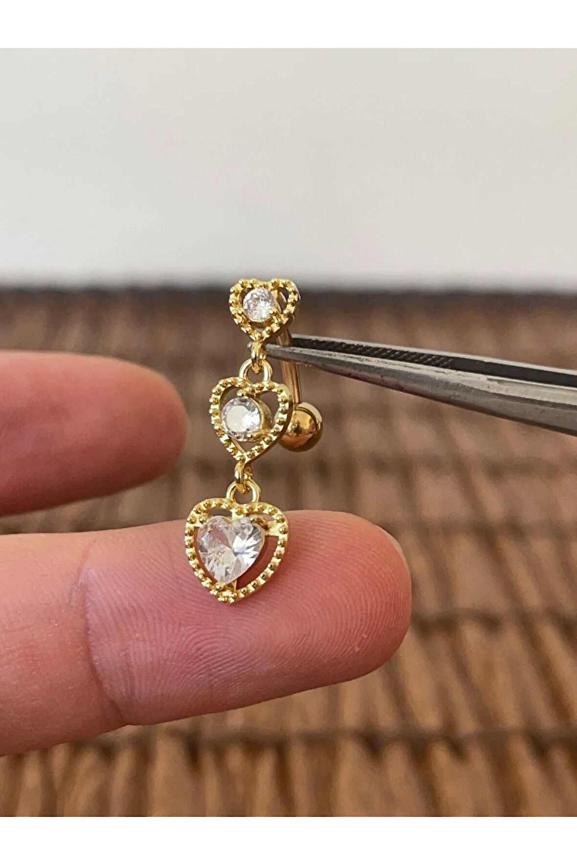 316 L Cerrahi Çelik Kalpli Sallantılı Taşlı Göbek Piercingi