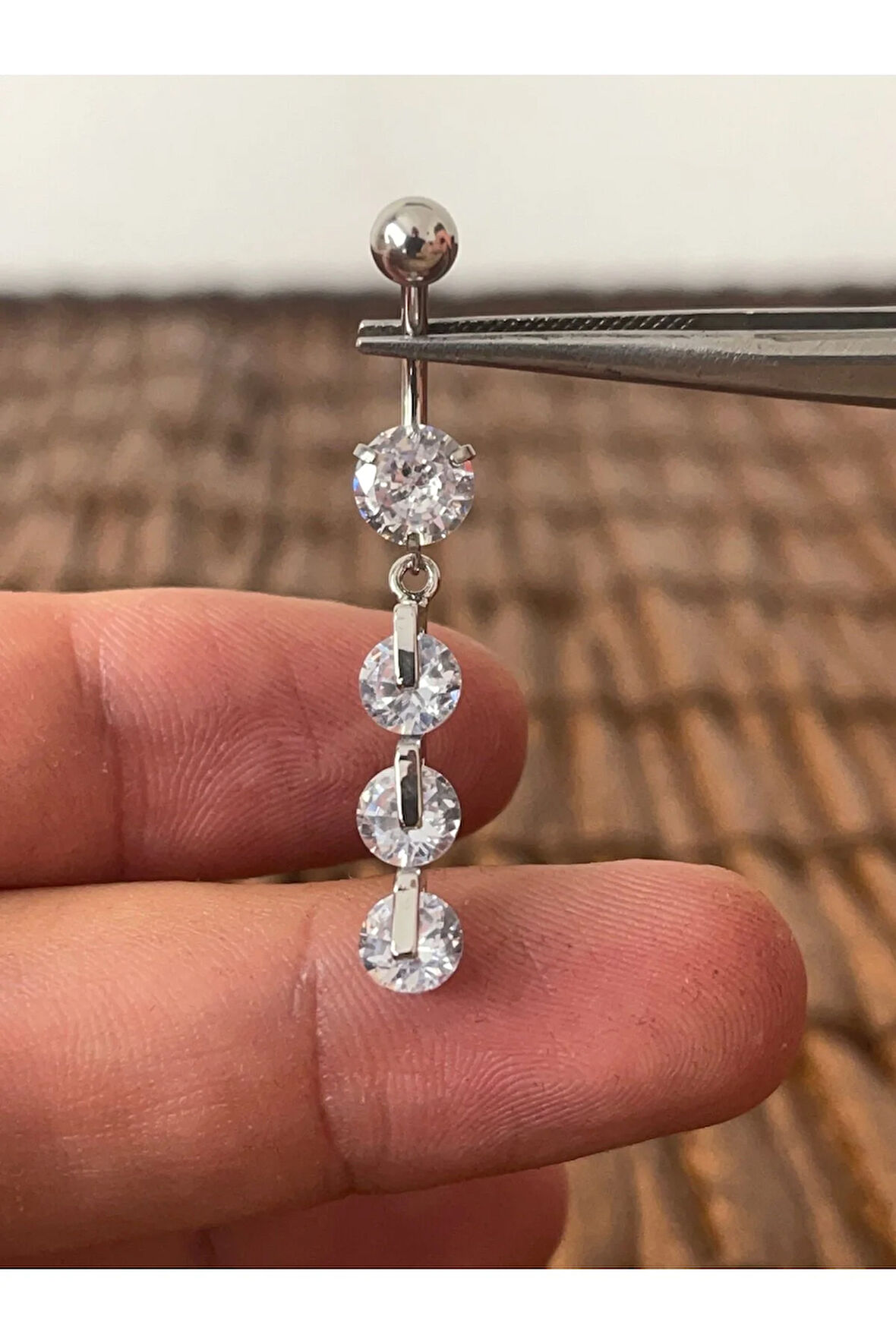 316 L Cerrahi Çelik Parlak Sıra Taşlı Özel Tasarım Göbek Piercingi