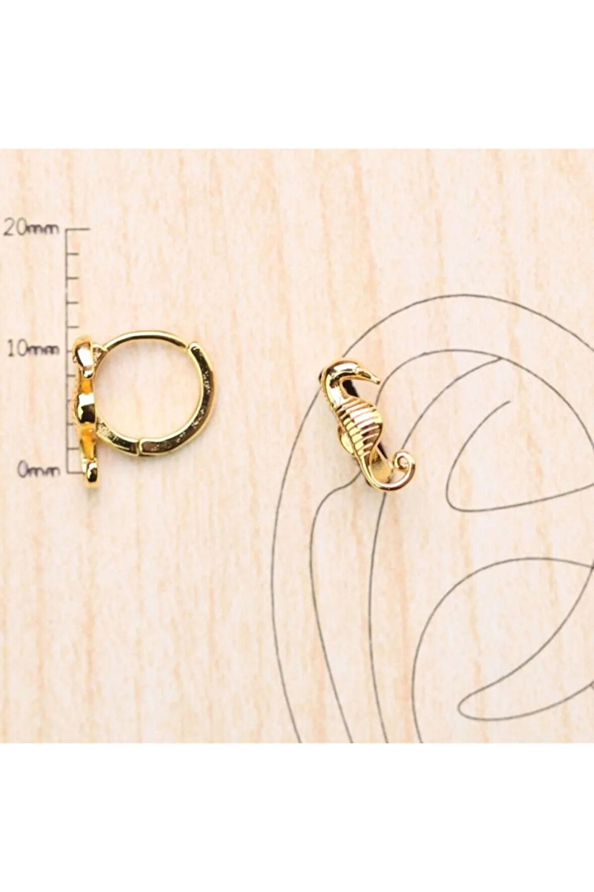 Pirinç Rodyum Kaplama Deniz Atı Kıkırdak Helix Tragus Piercingi